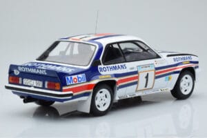 Opel Ascona 400 Rothmans #1 W. Rohrl / C. Geistdorfer Rally Acropolis 1982 IXO 1:18 18RMC097A Metal - imagem 2 de 6