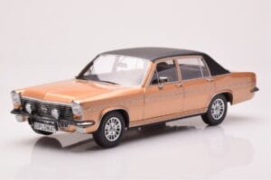 Opel Diplomat B Bege Metalizado MCG 1:18 MCG18335