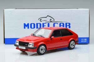 Opel Kadett D GTE Vermelho MCG 1:18 MCG18269 Metal - imagem 6 de 6