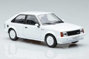 Opel Kadett D GTE Branco MCG 1:18 MCG18268 Metal - imagem 4 de 6