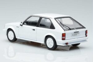 Opel Kadett D GTE Branco MCG 1:18 MCG18268 Metal - imagem 5 de 6