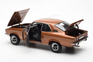 Opel Manta A Bronze Metálico Norev 1:18 183624 Metal - imagem 5 de 8