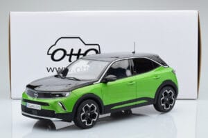 Opel Mokka-e GS Line Matcha Verde Otto 1:18 OT435 Resina - imagem 5 de 5
