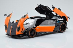 Pagani Zonda Cinque Laranja St Tropez Almost Real 1:18 850603001 Metal - imagem 8 de 8