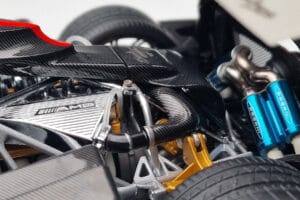 Pagani Zonda Cinque Branco Benny Almost Real 1:18 850601001 Metal - imagem 10 de 12