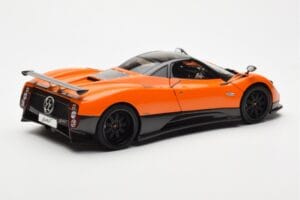Pagani Zonda F Laranja St Tropez Almost Real 1:18 850409001 Metal - imagem 3 de 8