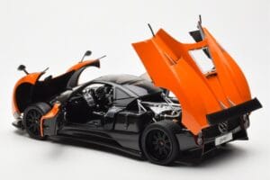 Pagani Zonda F Laranja St Tropez Almost Real 1:18 850409001 Metal - imagem 5 de 8