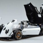 Pagani Zonda HP Barchetta Carbon Fiber Branco LCD 1:18 LCD18009 WH Metal - image 2 of 9