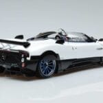 Pagani Zonda HP Barchetta Carbon Fiber Branco LCD 1:18 LCD18009 WH Metal - image 3 of 9