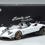 Pagani Zonda HP Barchetta Carbon Fiber Branco LCD 1:18 LCD18009 WH Metal - image 9 of 9