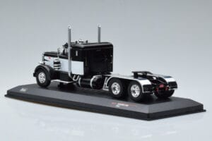 Peterbilt 350 Preto IXO 1:43 TR114 Metal - imagem 5 de 6