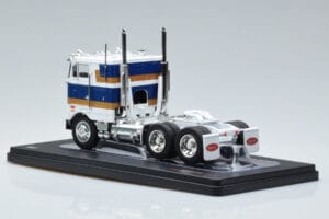 Peterbilt 352 H Branco IXO 1:43 TR078 Metal - imagem 5 de 6