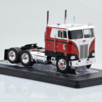 Peterbilt 352 Pacemaker Vermelho Branco IXO 1:43 - image 3 of 4