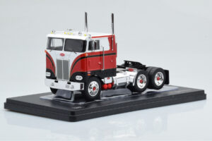 Peterbilt 352 Pacemaker Vermelho Branco IXO 1:43