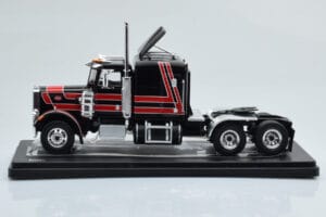 Peterbilt 359 Preto Vermelho IXO 1:43 TR158 Metal - imagem 2 de 4