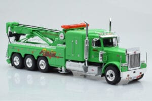 Peterbilt 359 Wrecker Road Service Verde IXO 1:43 TTR031 Metal - imagem 4 de 5