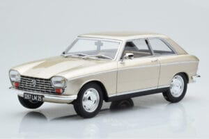 Peugeot 204 Coupe Bege Otto 1:18 OT1024