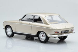 Peugeot 204 Coupe Bege Otto 1:18 OT1024 Resina - imagem 5 de 6