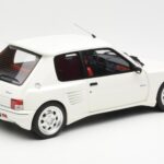 Peugeot 205 Dimma Branco Otto 1:18 OT681 - image 2 of 6