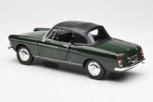 Peugeot 404 Cabriolet Antique Green Edição Limitada Norev 1:18 184829 Metal - imagem 7 de 8