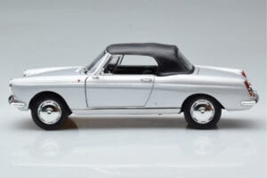 Peugeot 404 Cabriolet Prata Norev 1:18 184835 Metal - imagem 4 de 8