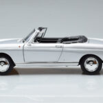 Peugeot 404 Cabriolet Prata Norev 1:18 - image 5 of 8