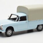 Peugeot 404 Pickup Bache Azul Pastel Otto 1:18