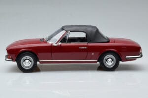 Peugeot 504 Cabriolet Vermelho Norev 1:18 184818 Metal - imagem 4 de 8