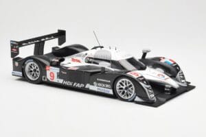 Peugeot 908 HDI FAP LMP1 #9 F. Montagny / R. Zonta / N. Kilen 3rd Place 24 Hours of Le Mans 2008 Minichamps 1:18 150081209 Me - imagem 4 de 6