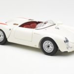 Porsche 550 Spyder Edição 70 Anos Branco Schuco 1:18 450033300 - image 6 of 8