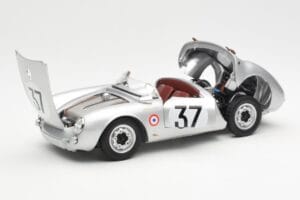 Porsche 550 RS Spyder #37 H. Polensky / R. von Frankenberg 24 Hours of Le Mans 1955 Schuco 1:18 450033400 Metal - imagem 2 de 8