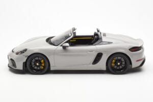 Porsche 718 Spyder Crayon Cinzento GT Spirit 1:18 GT436 Resina - imagem 3 de 6