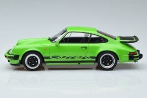 Porsche 911 3.2 Carrera Verde Lima GT Spirit 1:18 GT740 Resina - imagem 3 de 6