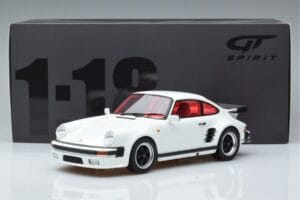 Porsche 911 930 Turbo S Grand Prix White GT Spirit 1:18 GT786 Resina - imagem 6 de 6