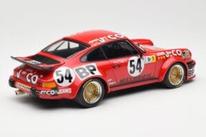 Porsche 911 934 #54 H. Striebig / A-C. Verney 24 Hours of Le Mans 1976 Minichamps 1:18 153766454 Metal - imagem 2 de 6