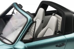 Porsche 911 964 Carrera 4 Targa Verde GT Spirit 1:18 GT805 Resina - imagem 8 de 8
