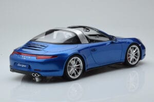 Porsche 911 991 4S Targa Azul GT Spirit 1:18 GT037 Resina - imagem 2 de 5
