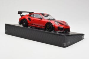 Porsche 911 GT2 RS 991 MR Manthey Racing Nordschleife Record Minichamps 1:18 MR-911-GT2RS-1803 Metal - imagem 4 de 6