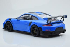 Porsche 911 GT2 RS 991.2 Weissach Package Azul Jantes de Magnésio Pretas Minichamps 1:18 153068316 Metal - imagem 5 de 6