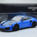 Porsche 911 GT2 RS 991.2 Weissach Package Azul Jantes de Magnésio Pretas Minichamps 1:18 - image 6 of 6