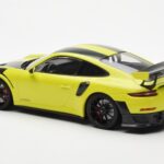Porsche 911 991.2 GT2 RS Verde Claro Com Jantes De Magnésio Pretas Minichamps 1:18 - image 5 of 6