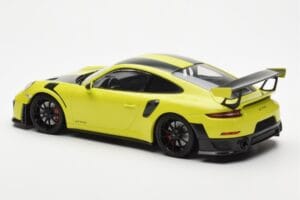 Porsche 911 991.2 GT2 RS Verde Claro Com Jantes De Magnésio Pretas Minichamps 1:18 155068300 Metal - imagem 5 de 6