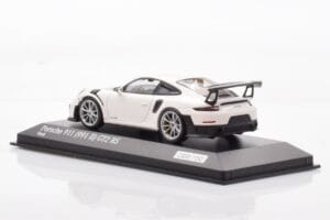 Porsche 911 991.2 GT2 RS Branco Minichamps 1:43 CA04318004 Metal - imagem 3 de 4