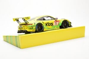 Porsche 911 991.2 GT3 R #1 Manthey Racing 24 Hours Nurburgring 2022 Minichamps 1:18 MG-M-911-24H-22-1801 Metal - imagem 3 de 6