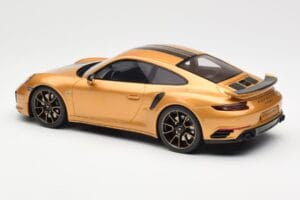 Porsche 911 991.2 Turbo S Exclusive Dourado GT Spirit 1:18 GT444 Resina - imagem 5 de 6
