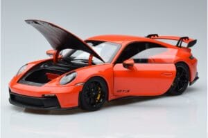 Porsche 911 992 GT3 Laranja Norev 1:18 187300 Metal - imagem 2 de 7