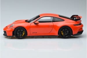 Porsche 911 992 GT3 Laranja Norev 1:18 187300 Metal - imagem 4 de 7