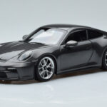 Porsche 911 992 GT3 Touring Package Cinzento Norev 1:18