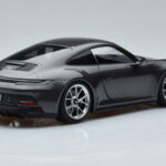 Porsche 911 992 GT3 Touring Package Cinzento Norev 1:18 - image 3 of 7