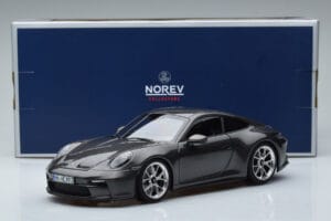 Porsche 911 992 GT3 Touring Package Cinzento Norev 1:18 187305 Metal - imagem 7 de 7